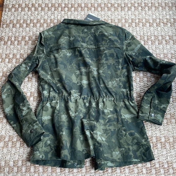 Eddie Bauer Adventurer Hike Jacket - Picture 3 of 5